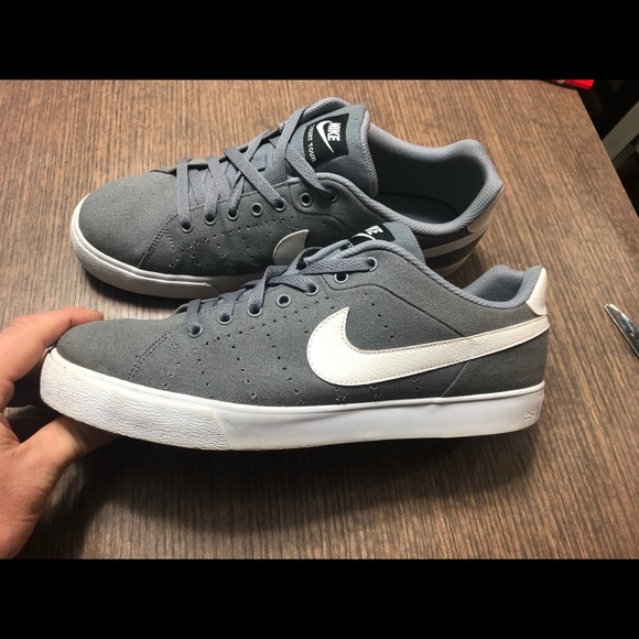 Grey Nike’s worn once - Picture 2 of 5
